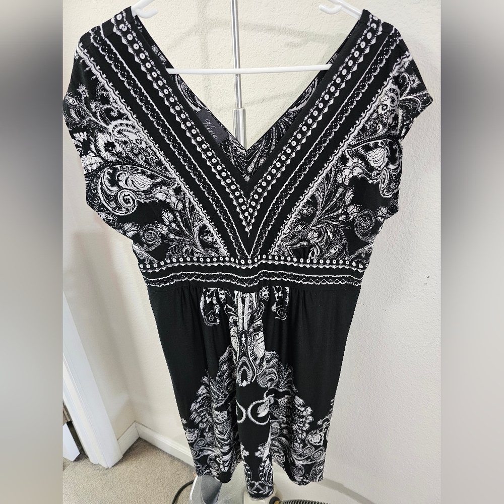 Sleeveless, high waist, double vneck summer dress, size M